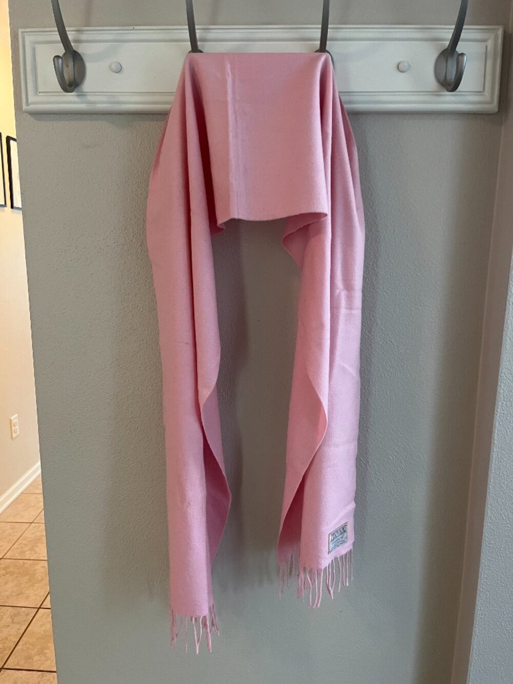 Vintage Lindsey Blake "Cashmink" 100% Acrylic Scarf Made in West Germany in Pink